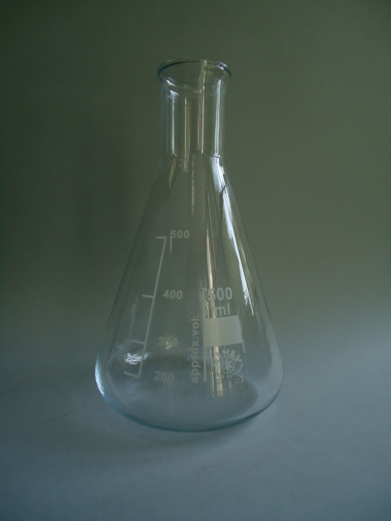 Matraz Erlenmeyer borosilicato  500 ml.